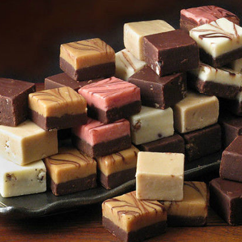 Some Creative Way to Serve Fudge